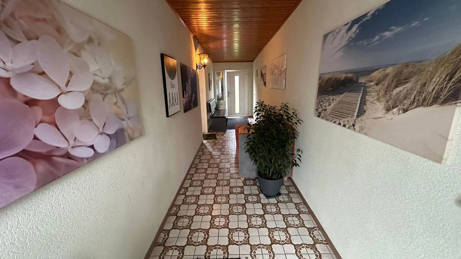 Untermeitingen Tabita 2, With 3 Sleeping Rooms דירה